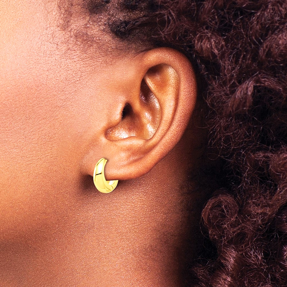 10K Yellow Gold Polished Hinged Huggie Hoop Earrings - Product Photo