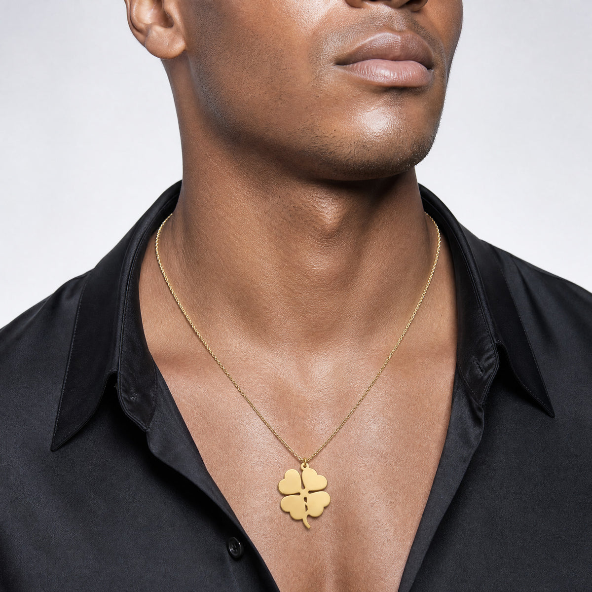 14k Plain .018 Gauge Engravable Clover Disc Charm - Model Shot
