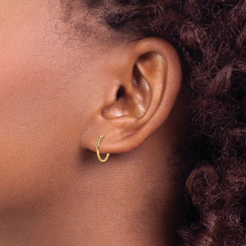 14K Yellow Gold Polished Twisted Hoop Earrings - Product Photo