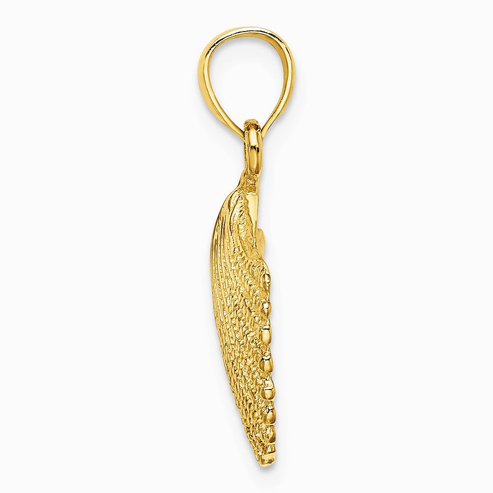 10K / 14K Yellow Gold Scallop Shell Pendant - Product Photo
