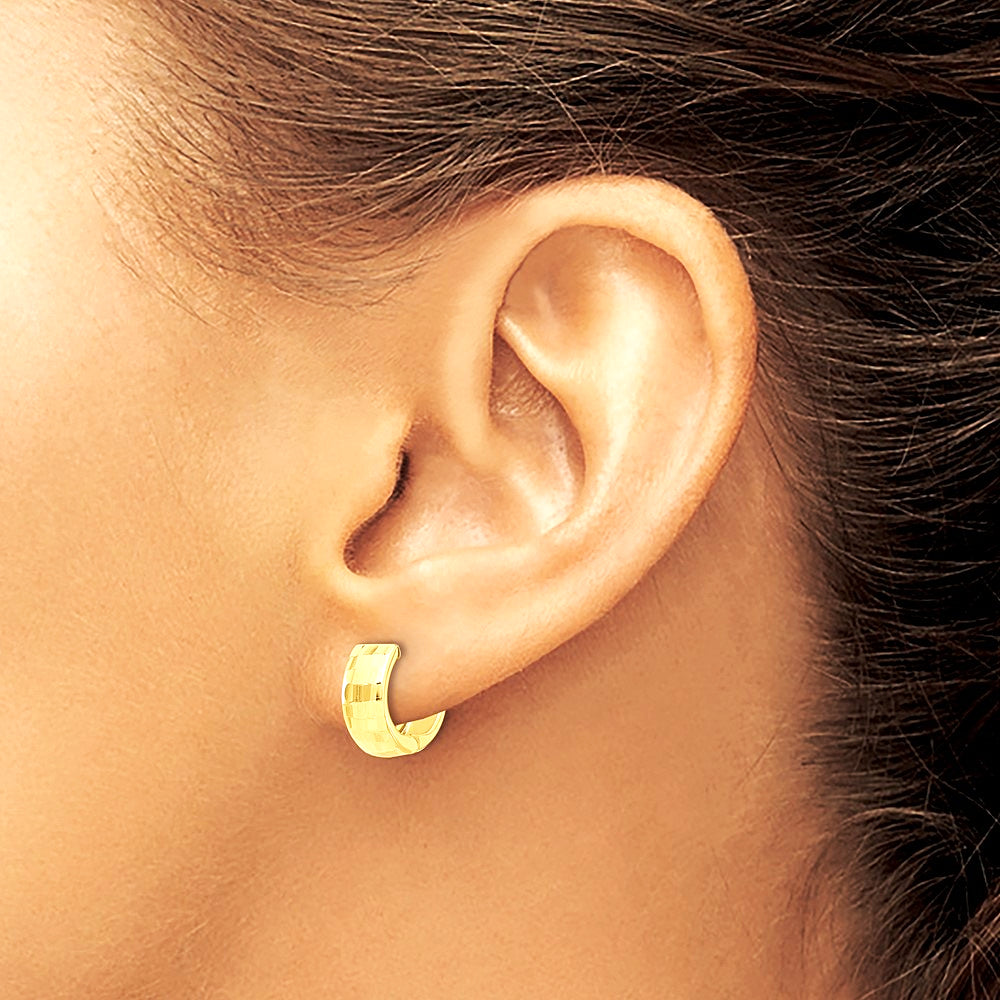 14K Yellow Gold Polished and Diamond-cut Huggie Hoop Earrings - Product Photo