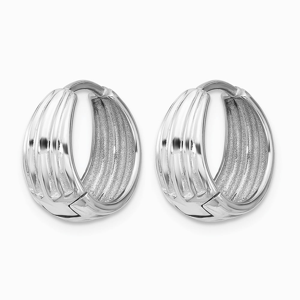 14K White Gold Polished/Grooved Round Huggie Hoop Earrings - Product Photo