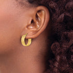 Leslie's 14K Polished and Diamond-cut Round Hoop Earrings - Product Photo