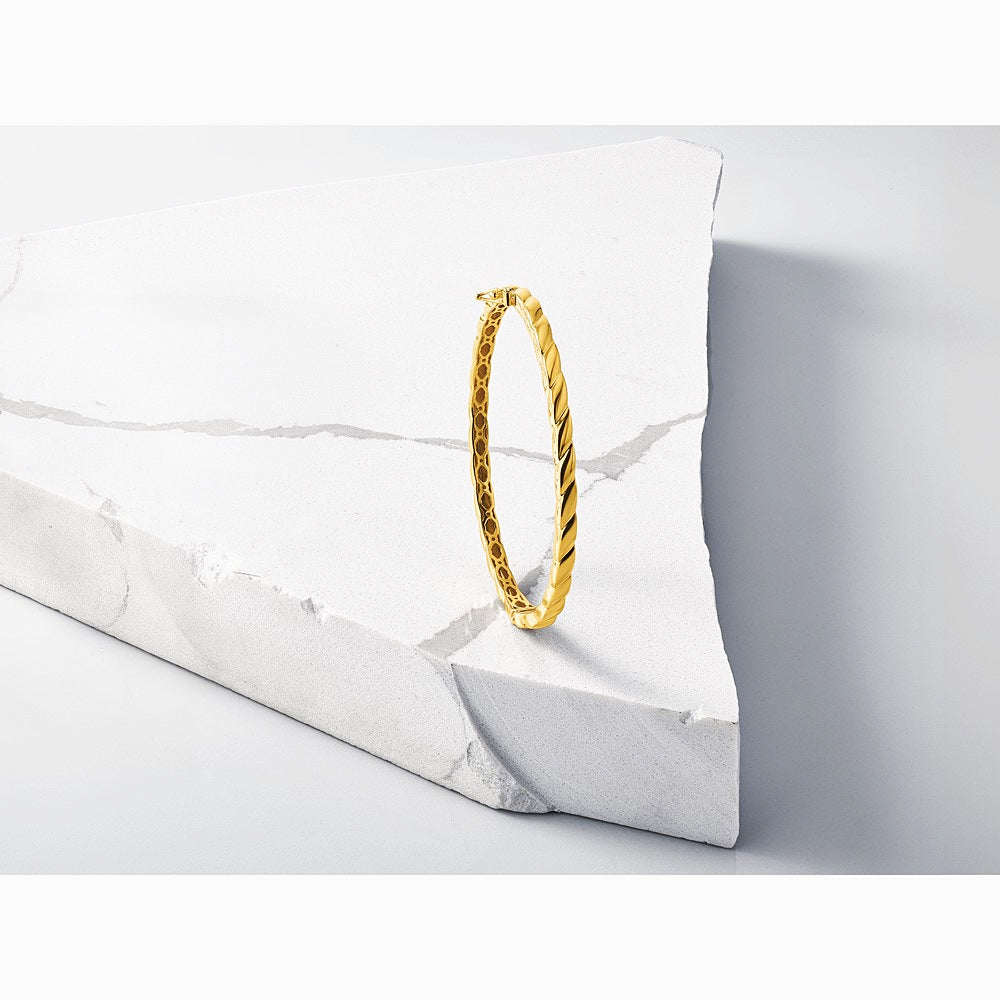 14K Yellow Gold Polished Grooved Hinged Bangle - Product Photo