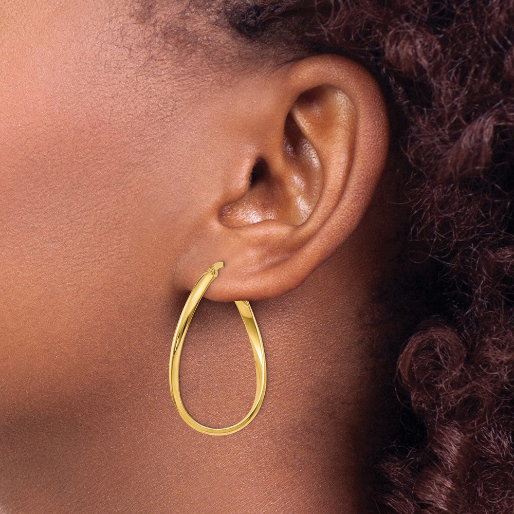 14k 3mm Twisted Oval Hoop Earrings - Product Photo