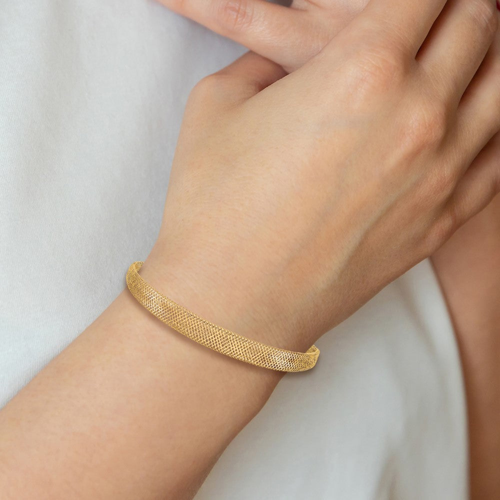 14K Stretch Mesh Graduated Bracelet - Product Photo