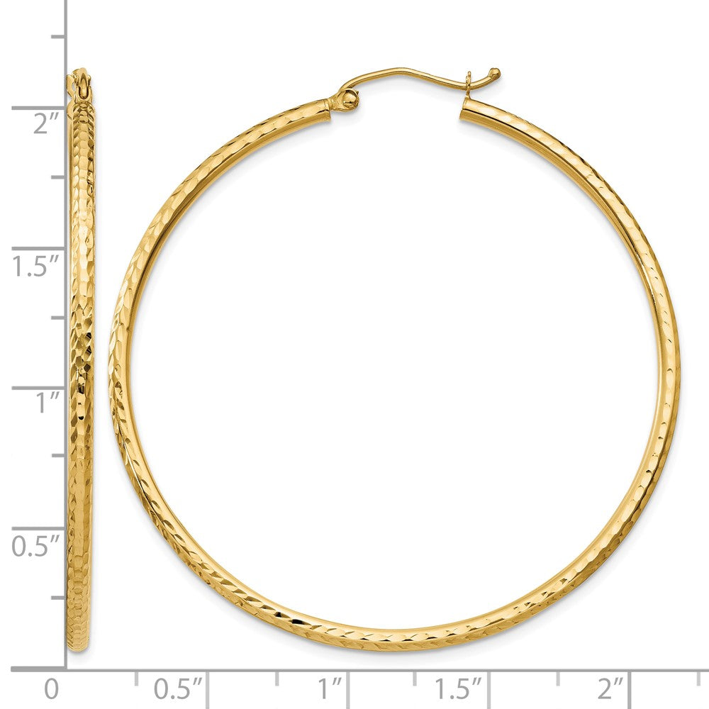 14K Yellow Gold Diamond-cut 2mm Round Tube Hoop Earrings - Product Photo