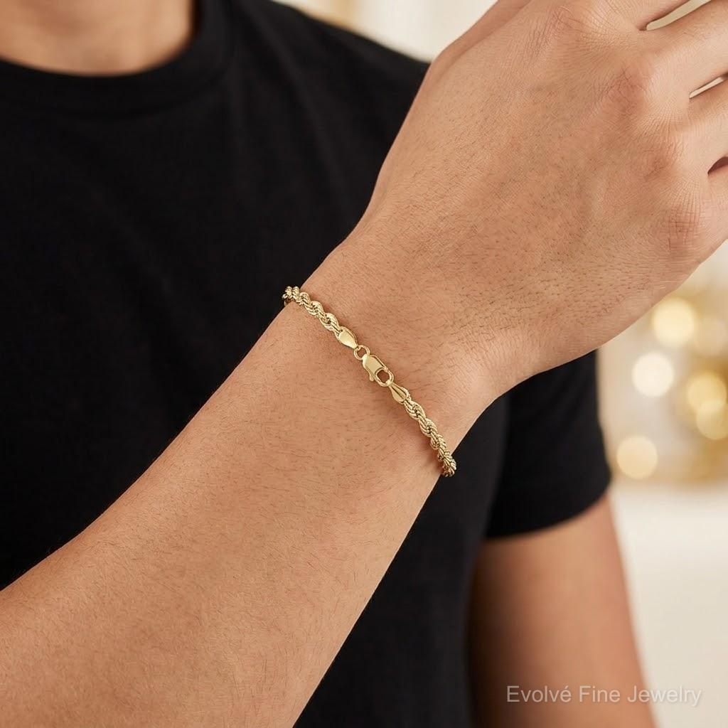 14k 4mm D/C Rope with Lobster Clasp Chain - Model Shot