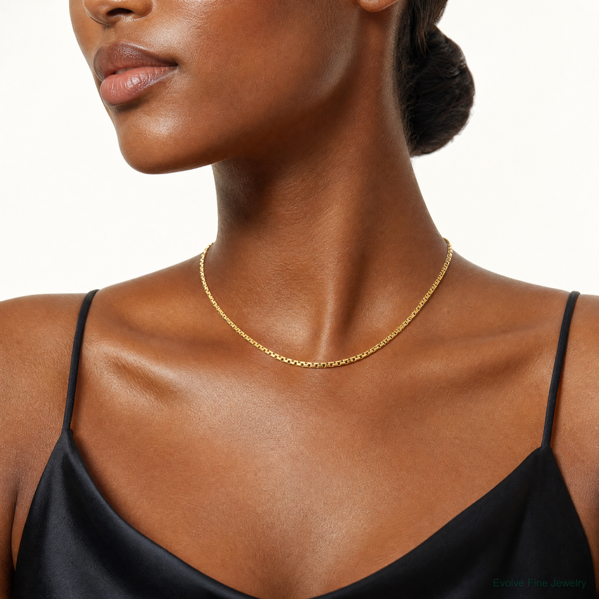 10k 1.9mm Box Chain - Model Shot