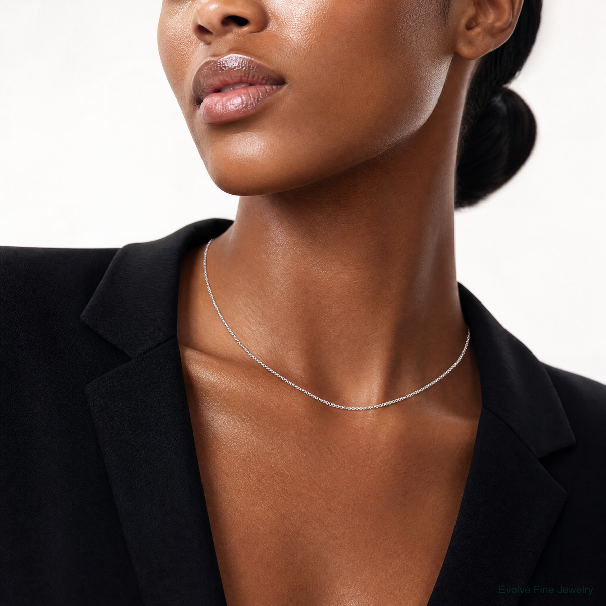 10k White Gold .5mm Box Chain - Model Shot