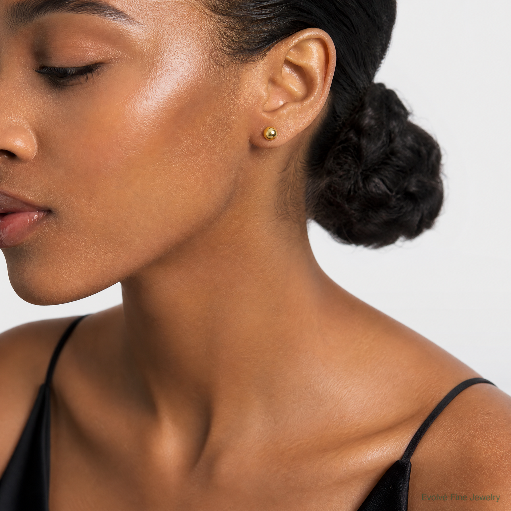 Leslie's 10K Polished Ball Post Earrings - Model Shot