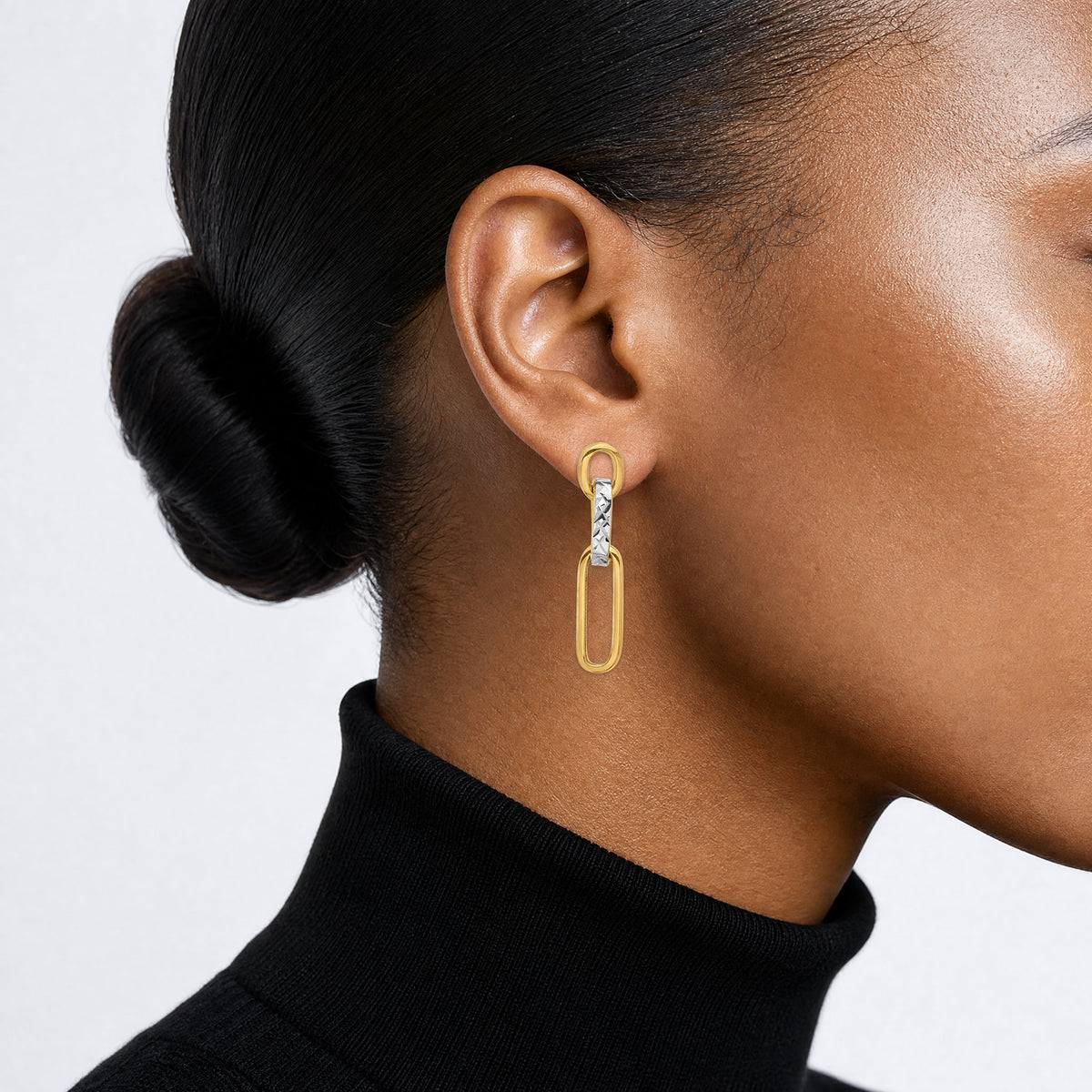 Leslie's 10K w/Rhodium Polished and D/C Link Dangle Post Earrings - Model Shot