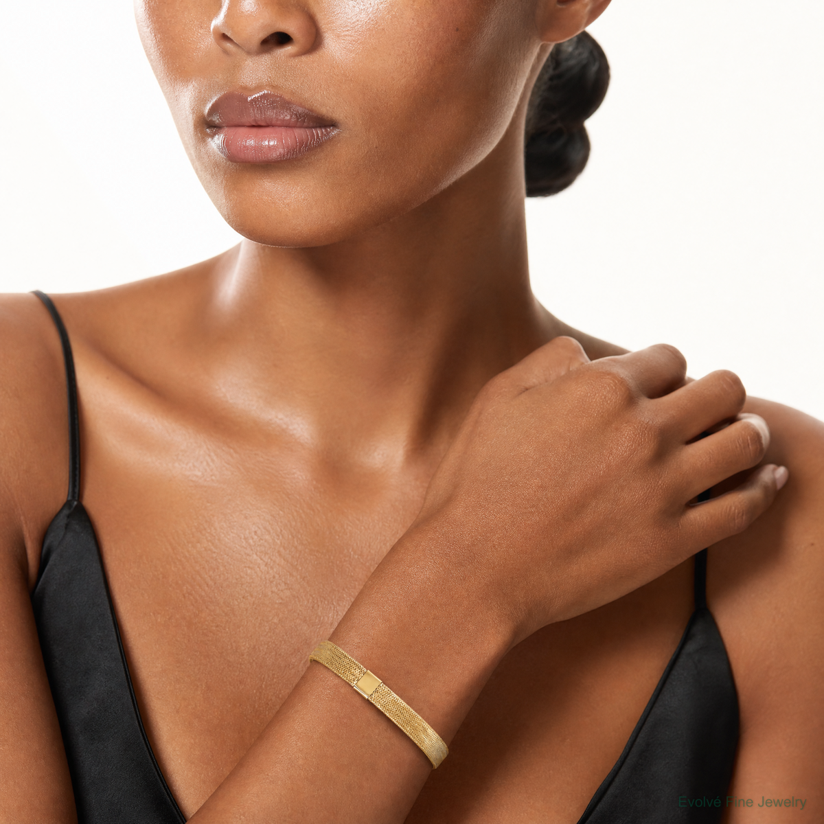 Leslie's 10K Polished Stretch Bangle - Model Shot