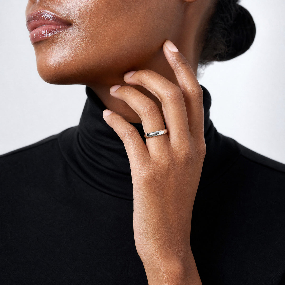 10KW 5mm LTW Half Round Band Size 4 - Model Shot