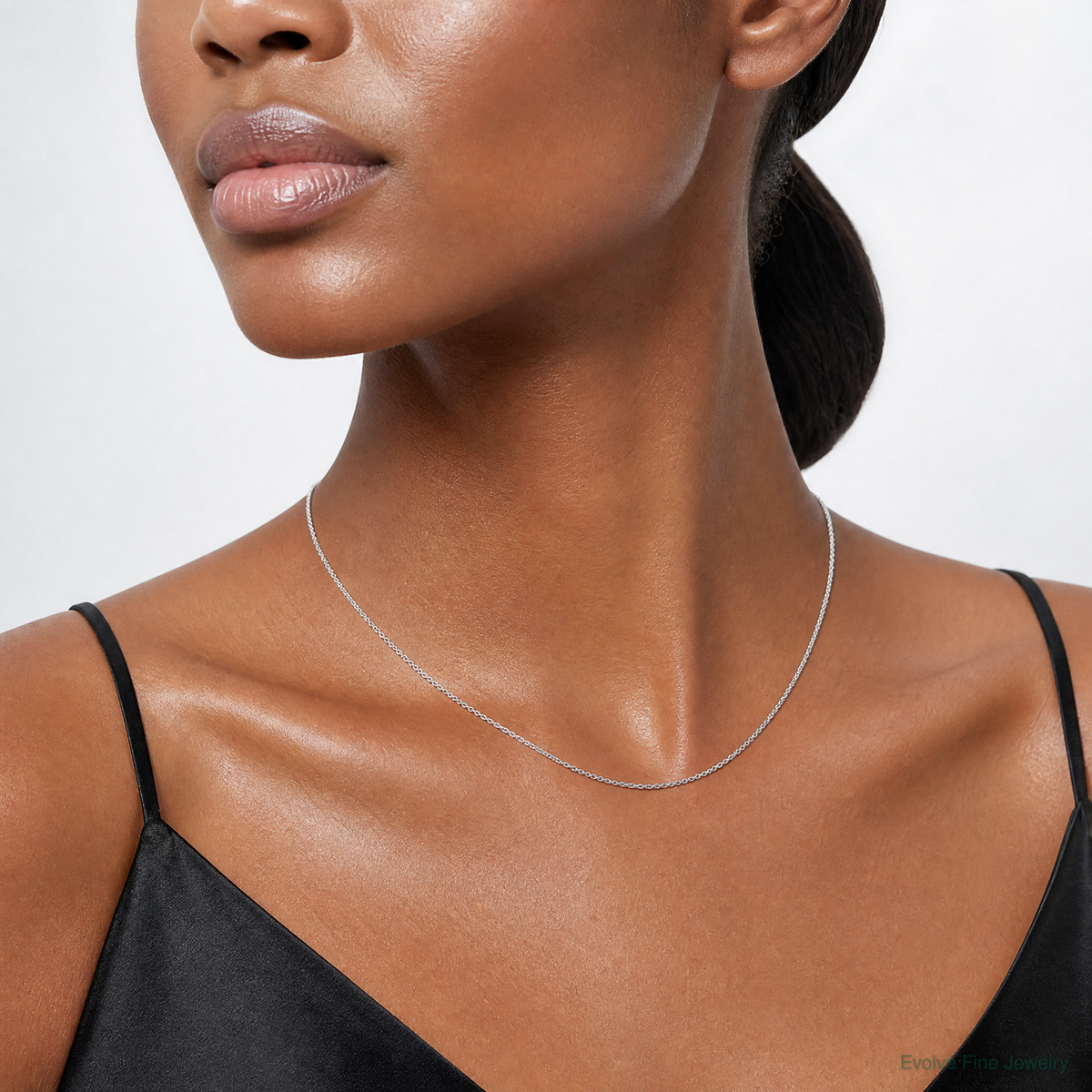 Leslie's 14K White Gold 1.4mm Round Cable Chain - Model Shot