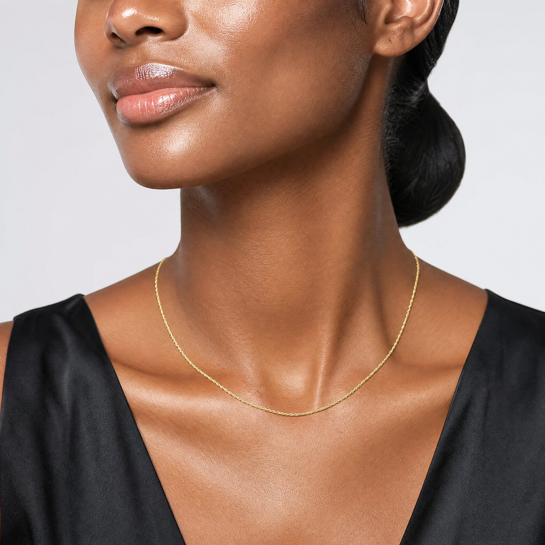 Leslie's 10k 1.5mm Ultra D/C Lightweight Rope Chain - Model Shot