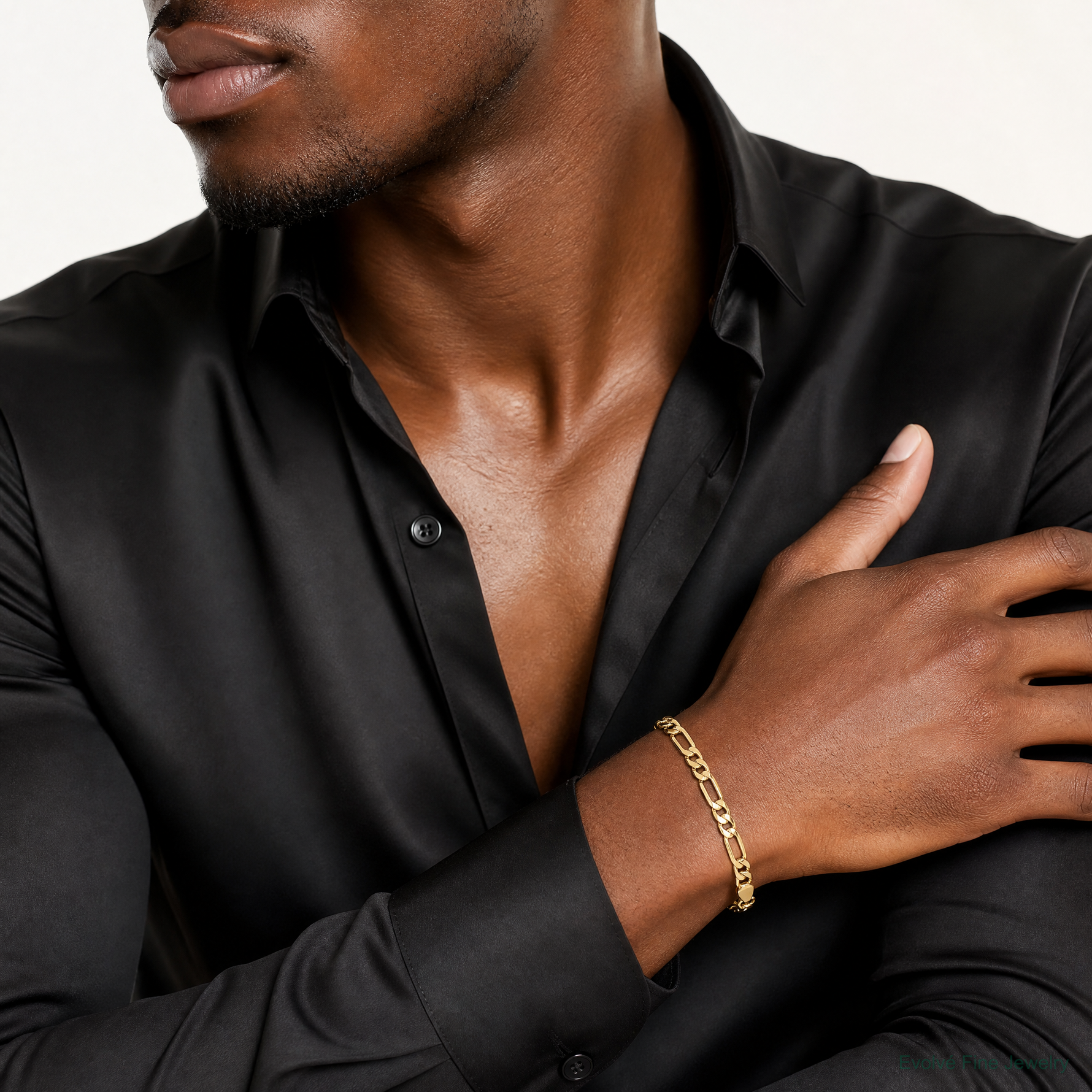 14k 6.25mm Semi-Solid Figaro Chain - Model Shot