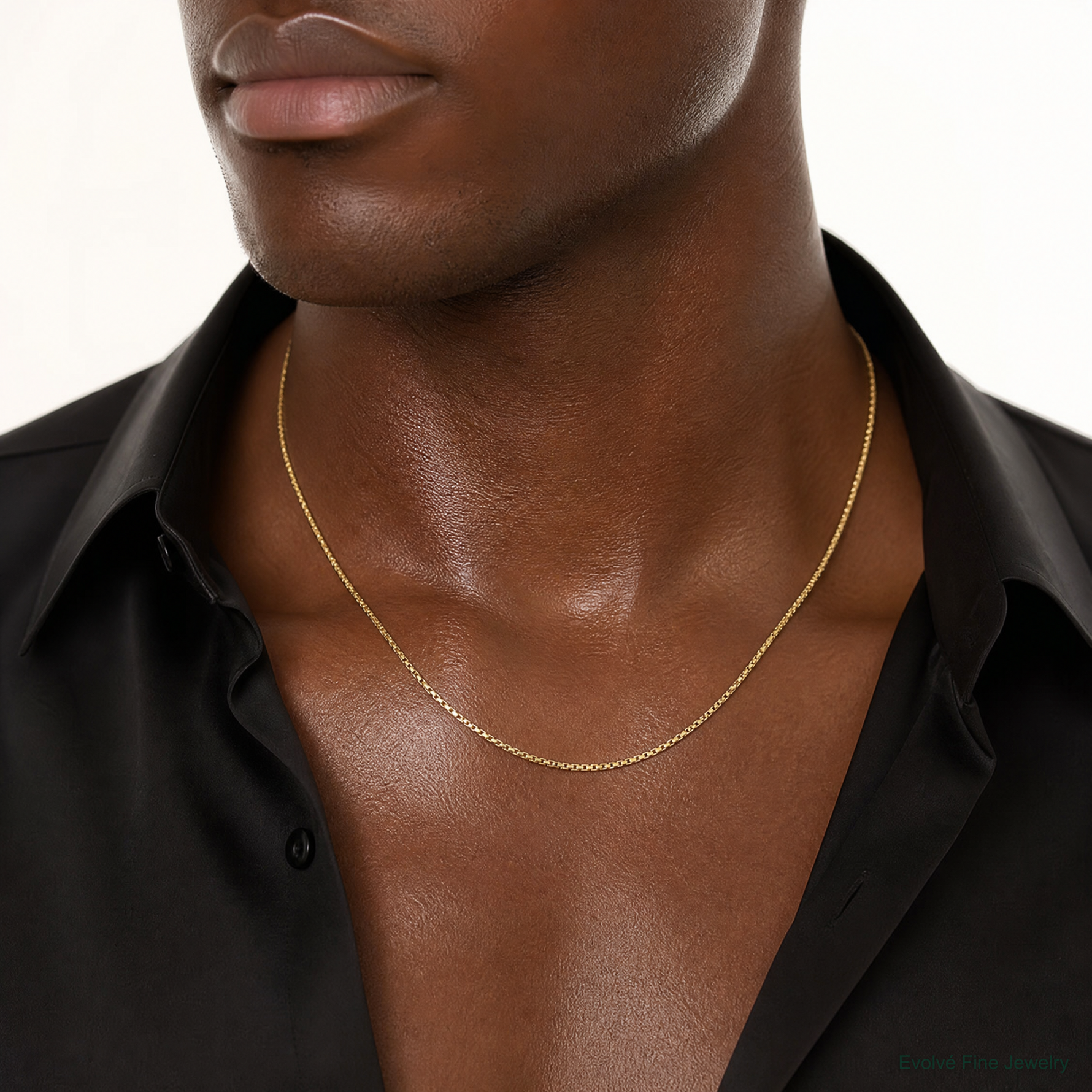 14k 1.3mm Box Chain - Model Shot