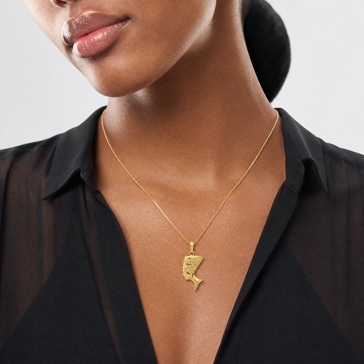 14k 3-D Nefertiti Pendant - Model Shot