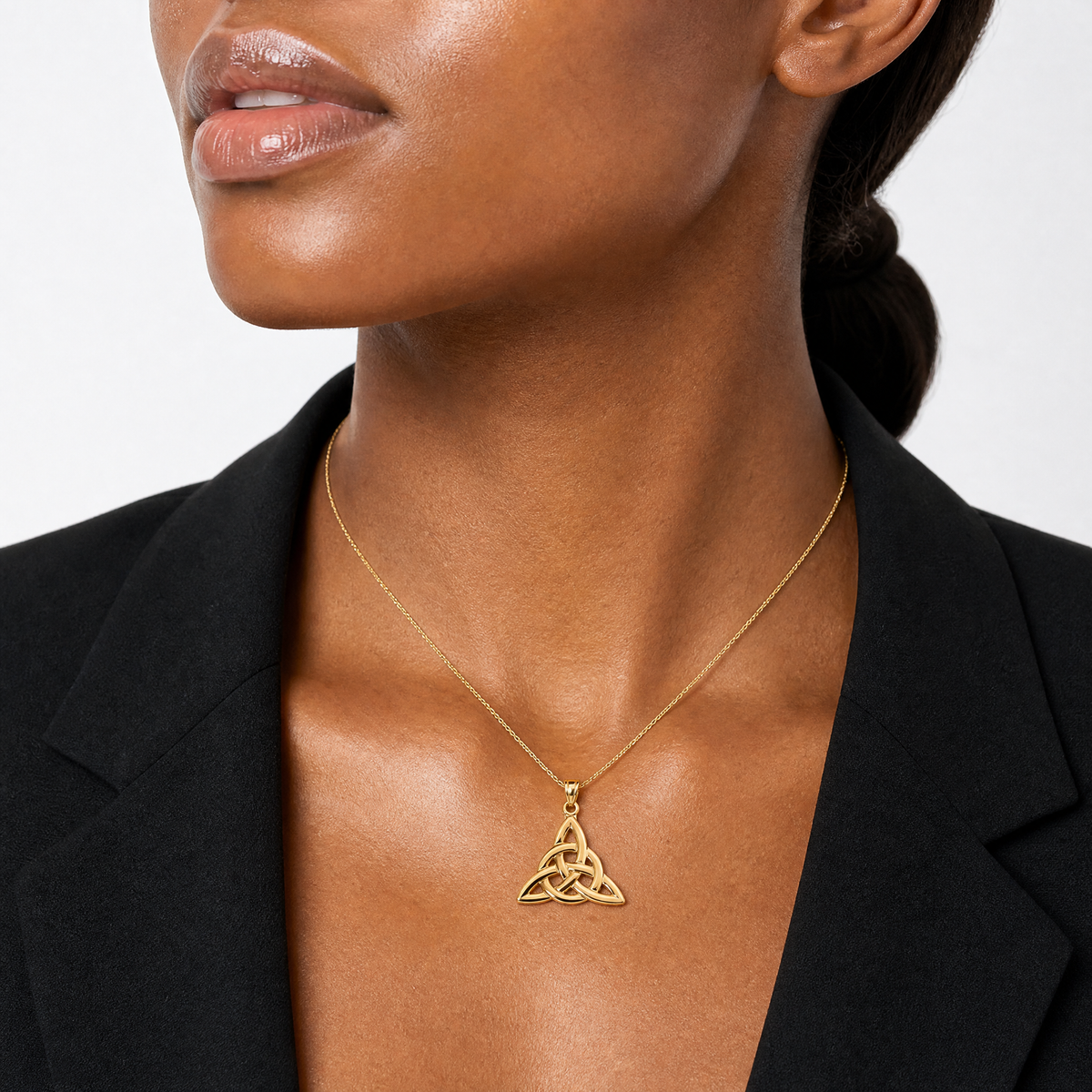 14k Polished Trinity Knot Pendant - Model Shot