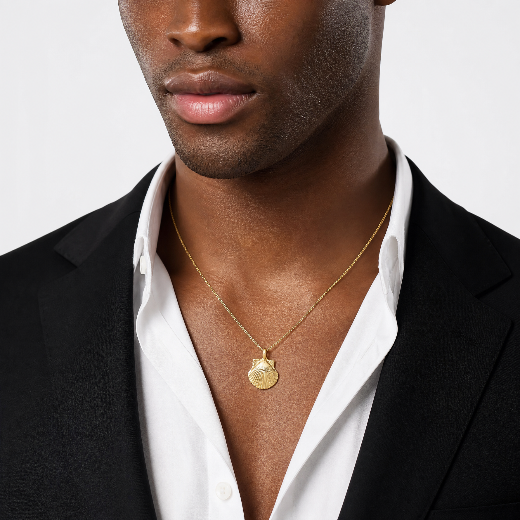 14k Seashell Pendant - Model Shot