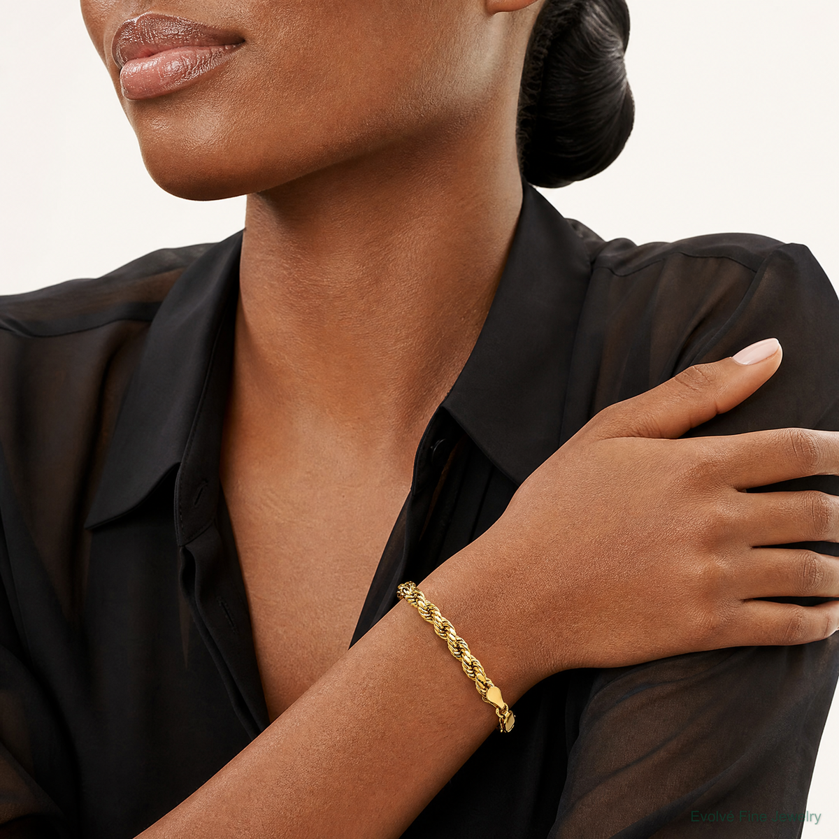 14k 4.9mm Semi-solid D/C Rope Chain - Model Shot