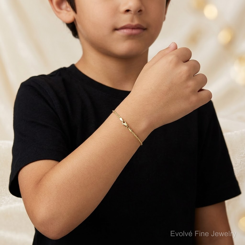 14k 1.5mm Ultra D/C Rope Chain - Model Shot