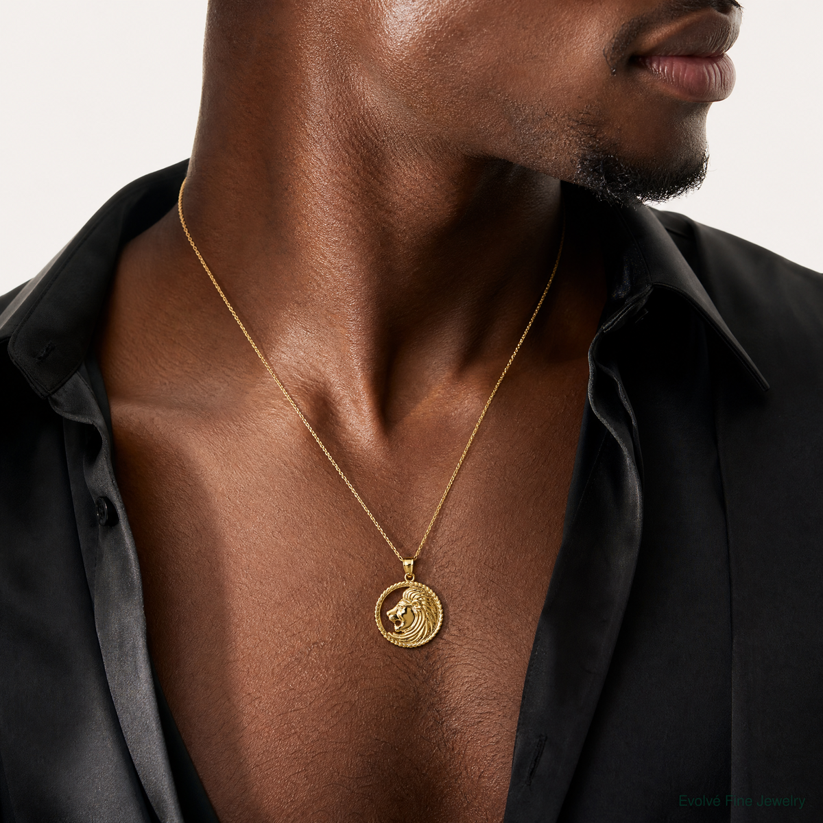 14k Polished Lion with Mane Circle Pendant - Model Shot