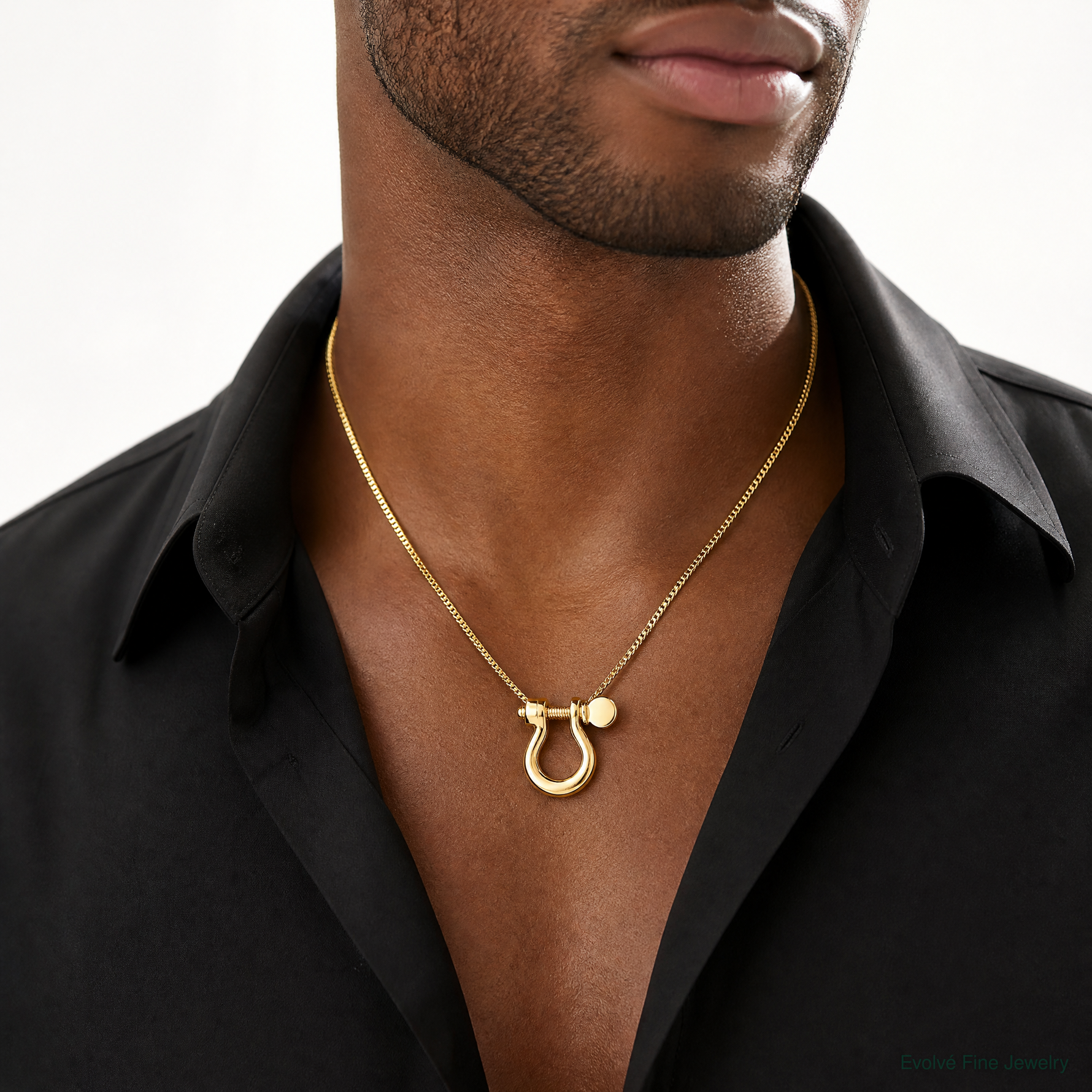14K  3D Large Shackle Link Pendant - Model Shot