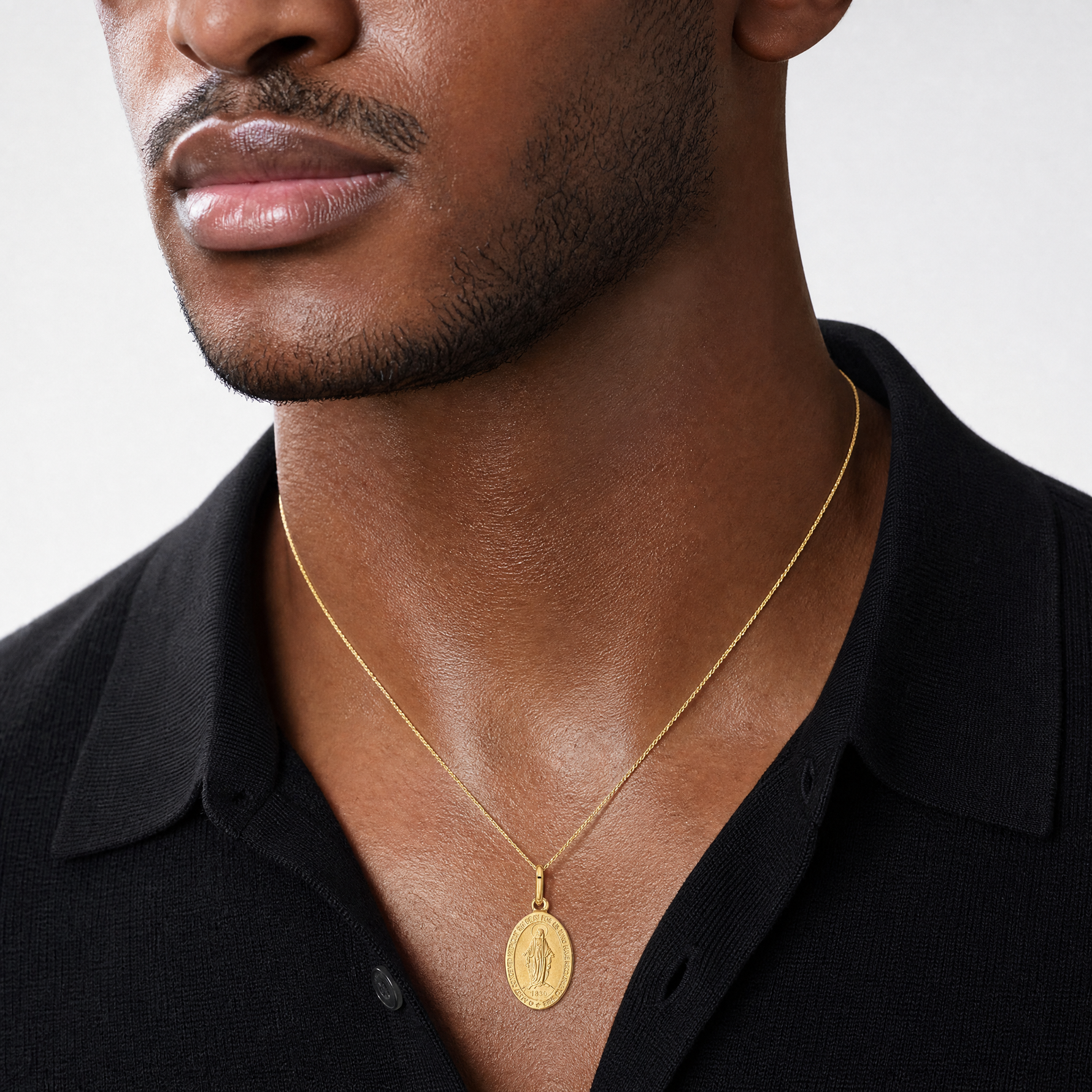 Leslie's 14k Polished and Matte Oval Miraculous Medal - Model Shot