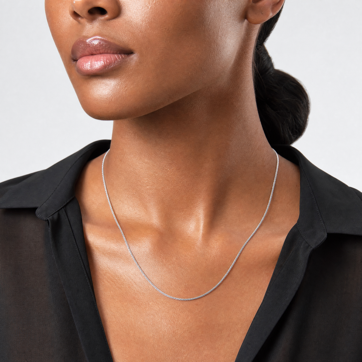 14k White Gold .85mm Spiga Chain - Model Shot