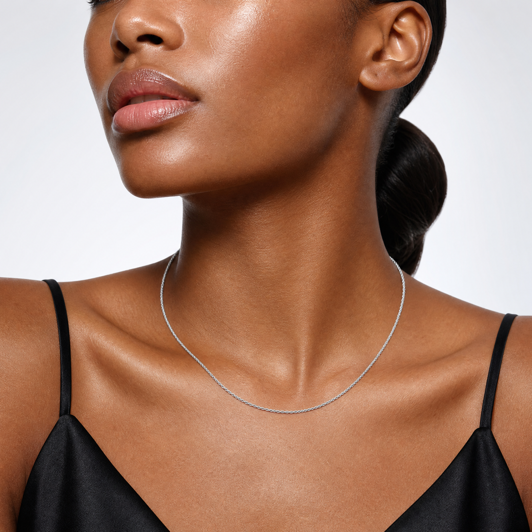 Sterling Silver Rhodium-plated 1.1mm Diamond-cut Rope Chain - Model Shot