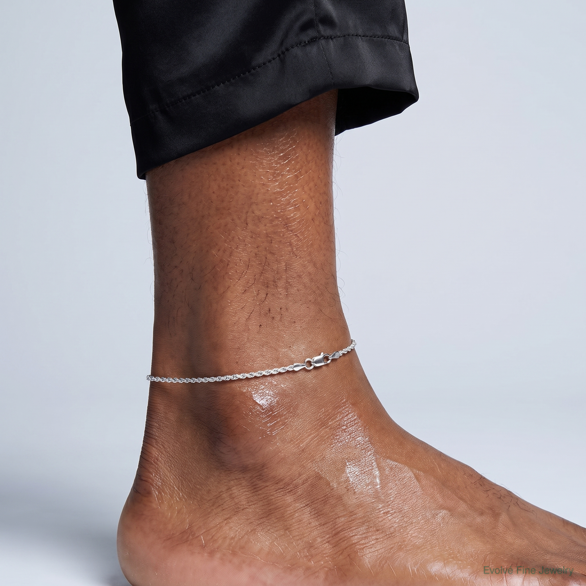 Sterling Silver 1.5mm Diamond-cut Rope Chain - Model Shot