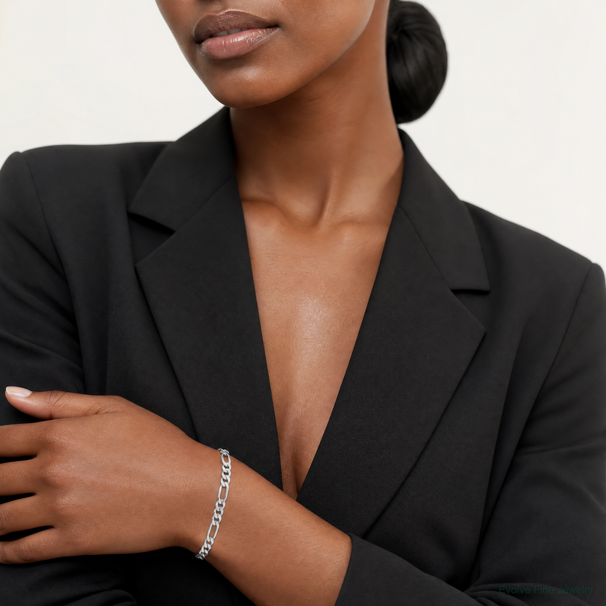 Sterling Silver Rhodium-plated 4.5mm Figaro Chain - Model Shot
