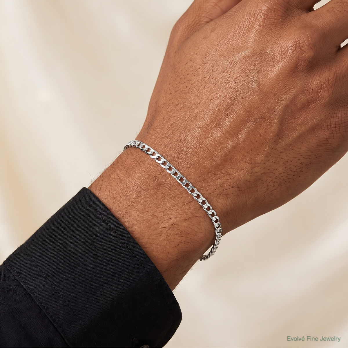 Sterling Silver Rhodium-plated 3.25mm D/C Square Curb Chain - Model Shot