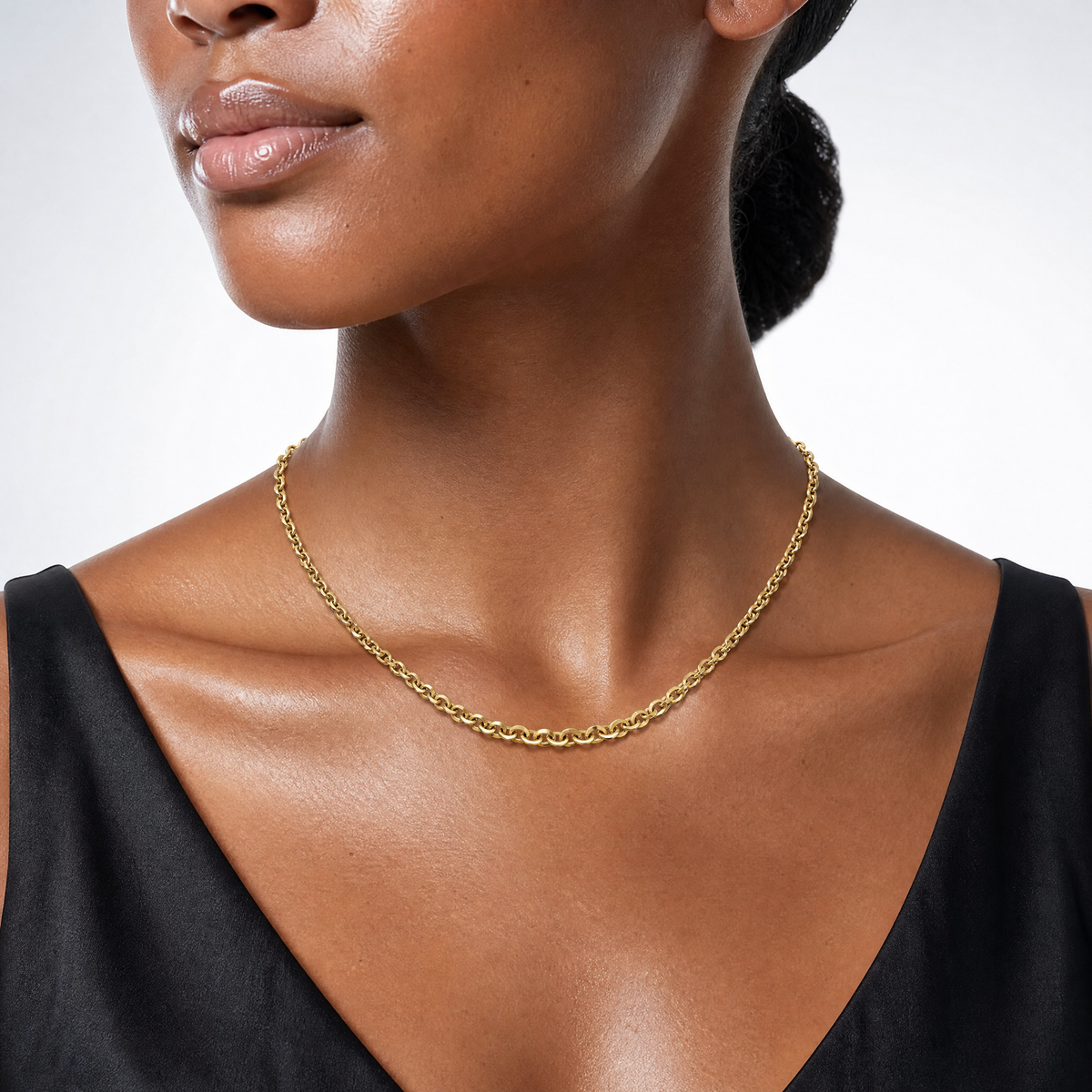 14k Polished Fancy Graduated 18 inch Link Necklace - Model Shot