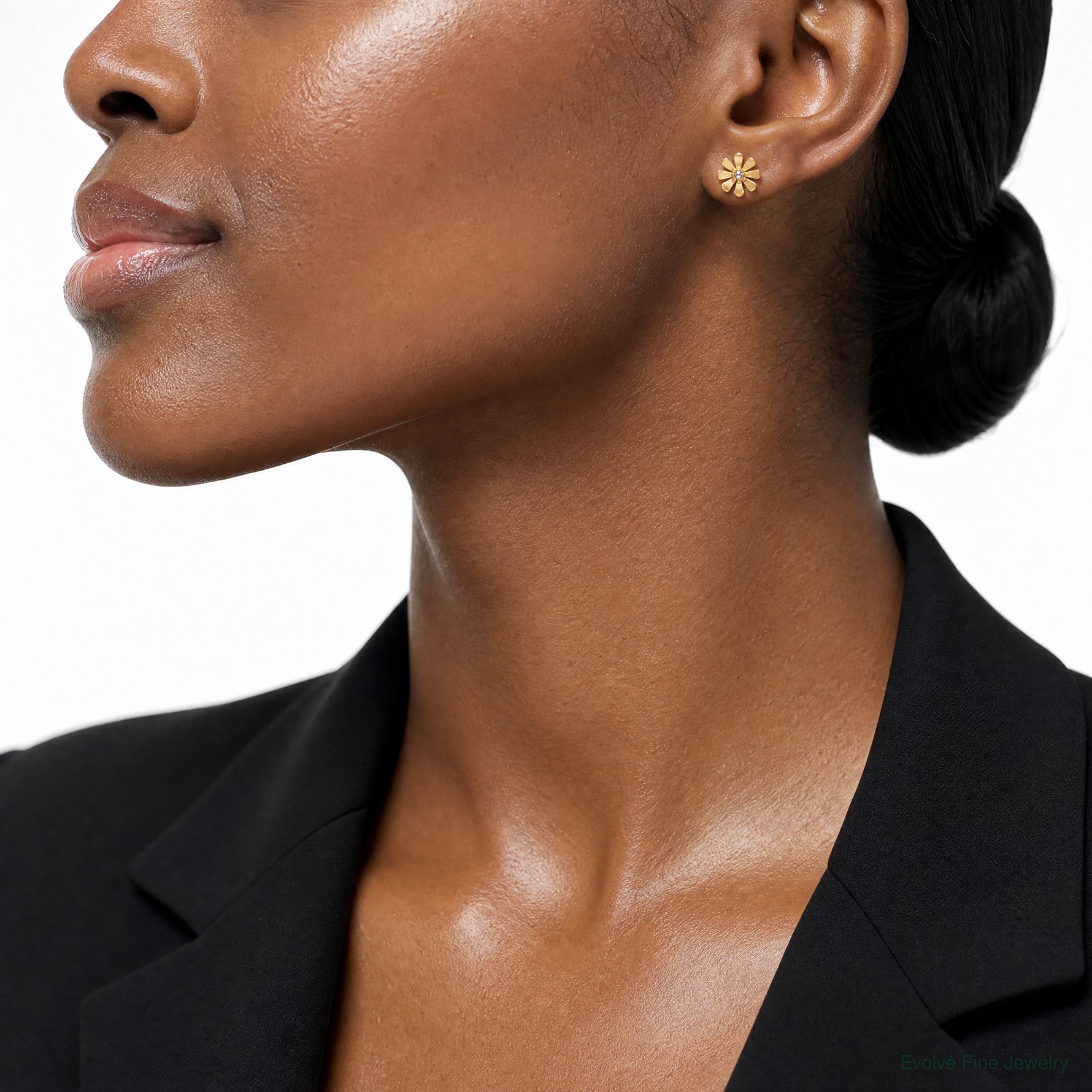 14k w/White Rhodium Polished Daisy Post Earrings - Model Shot