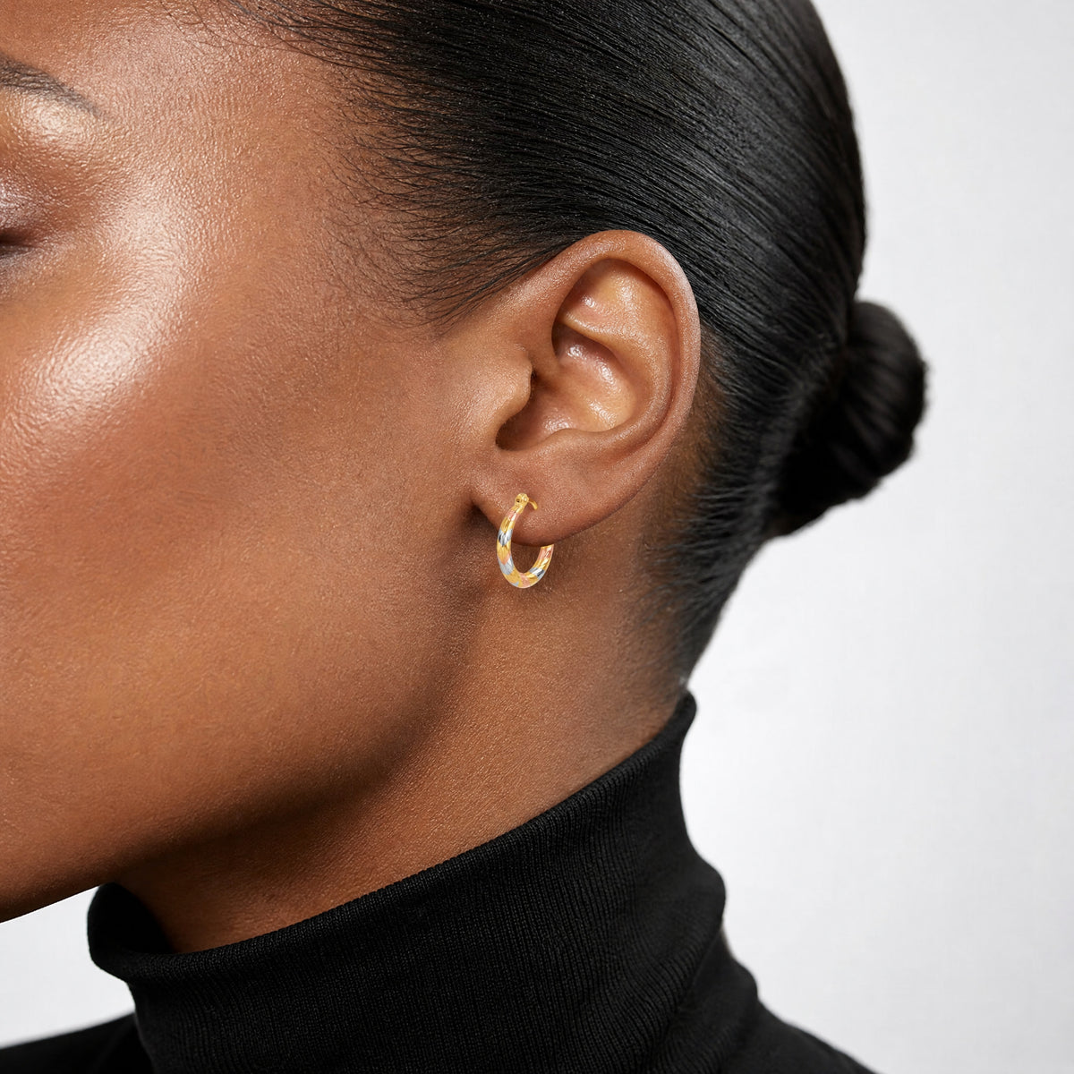 14k w/Rhodium and Rose Gold-plating Dia-cut Polished Hoop Earrings - Model Shot
