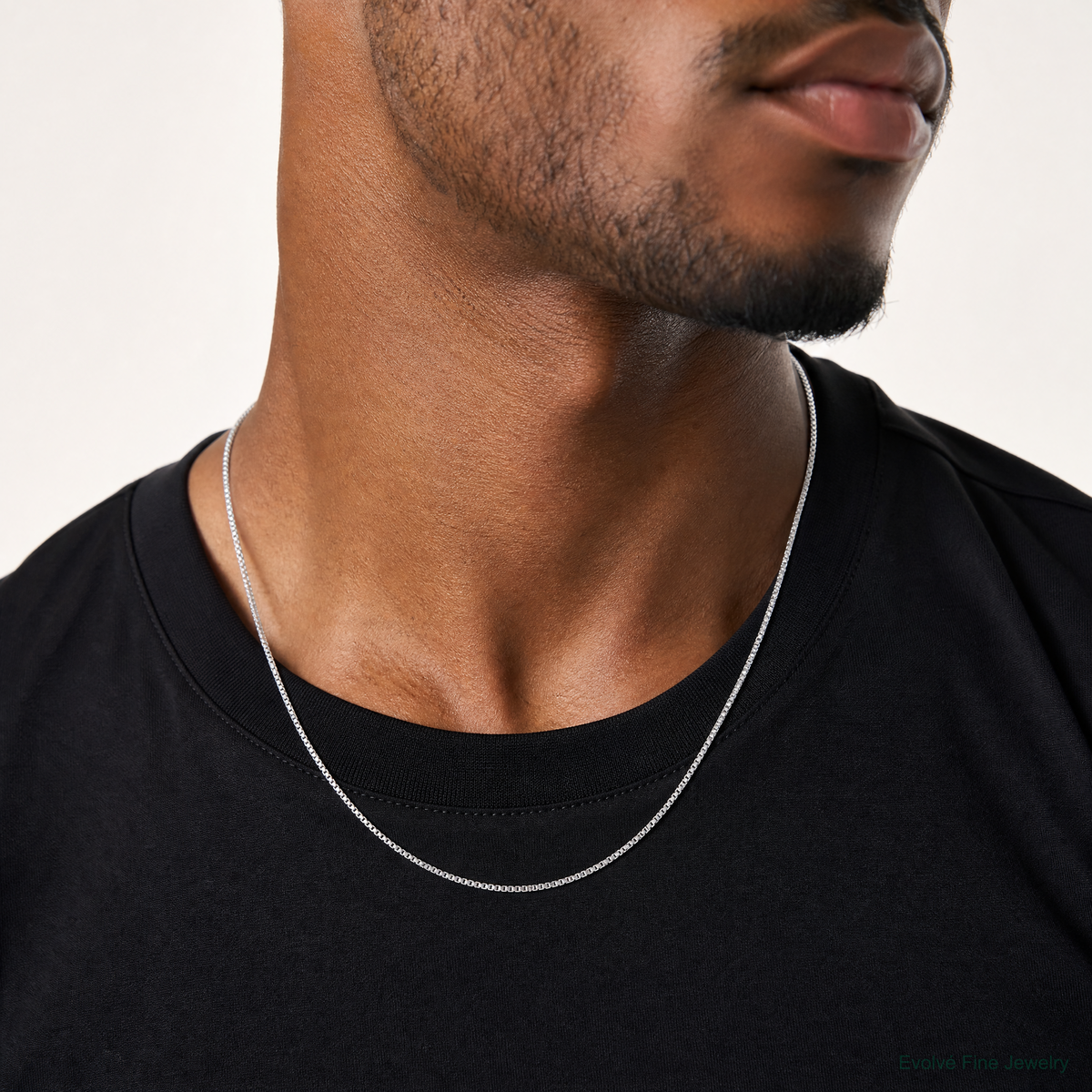 14k White Gold 1mm Box Chain - Model Shot