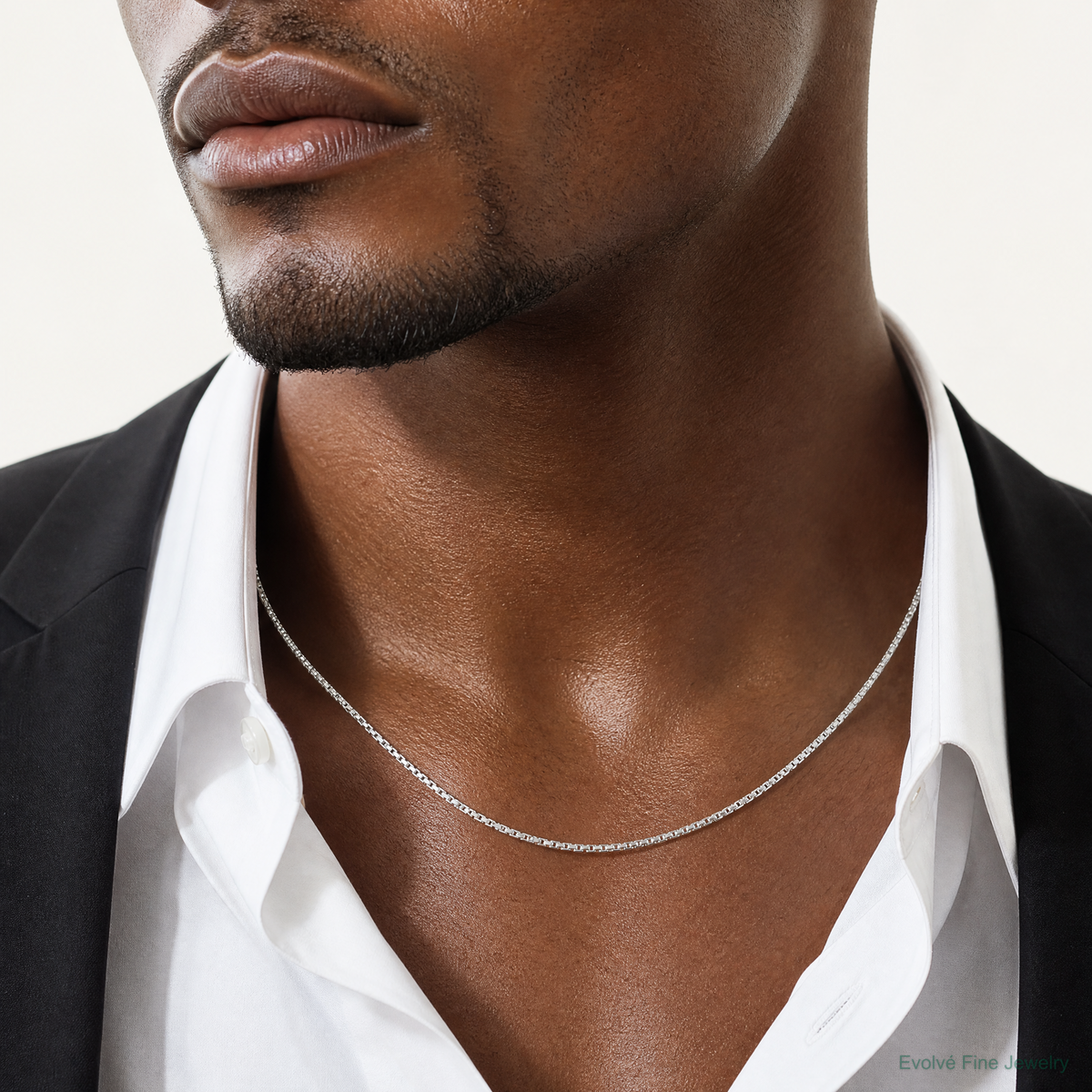 14k White Gold 1.3mm Box Chain - Model Shot