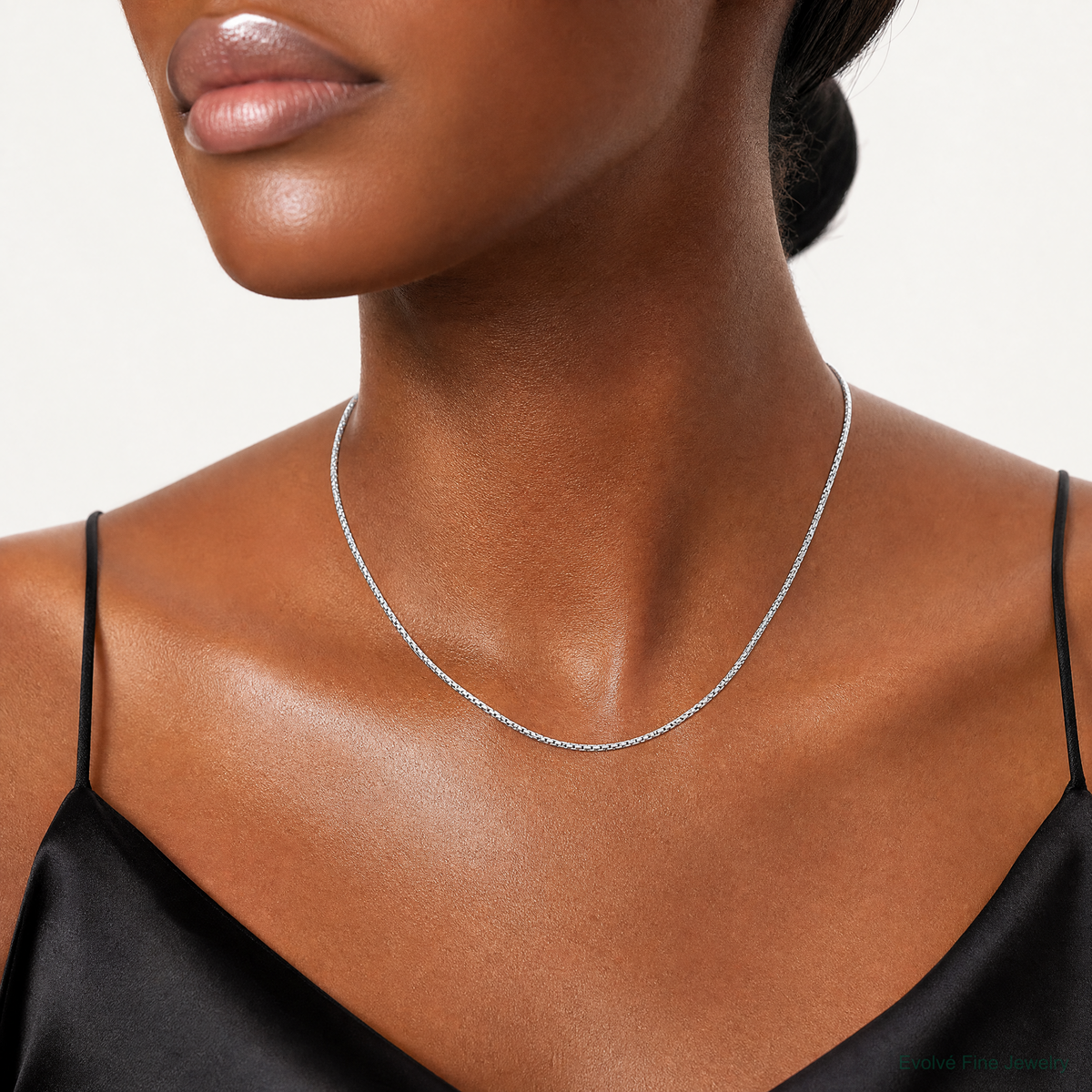 14k White Gold 1.5mm Box Chain - Model Shot