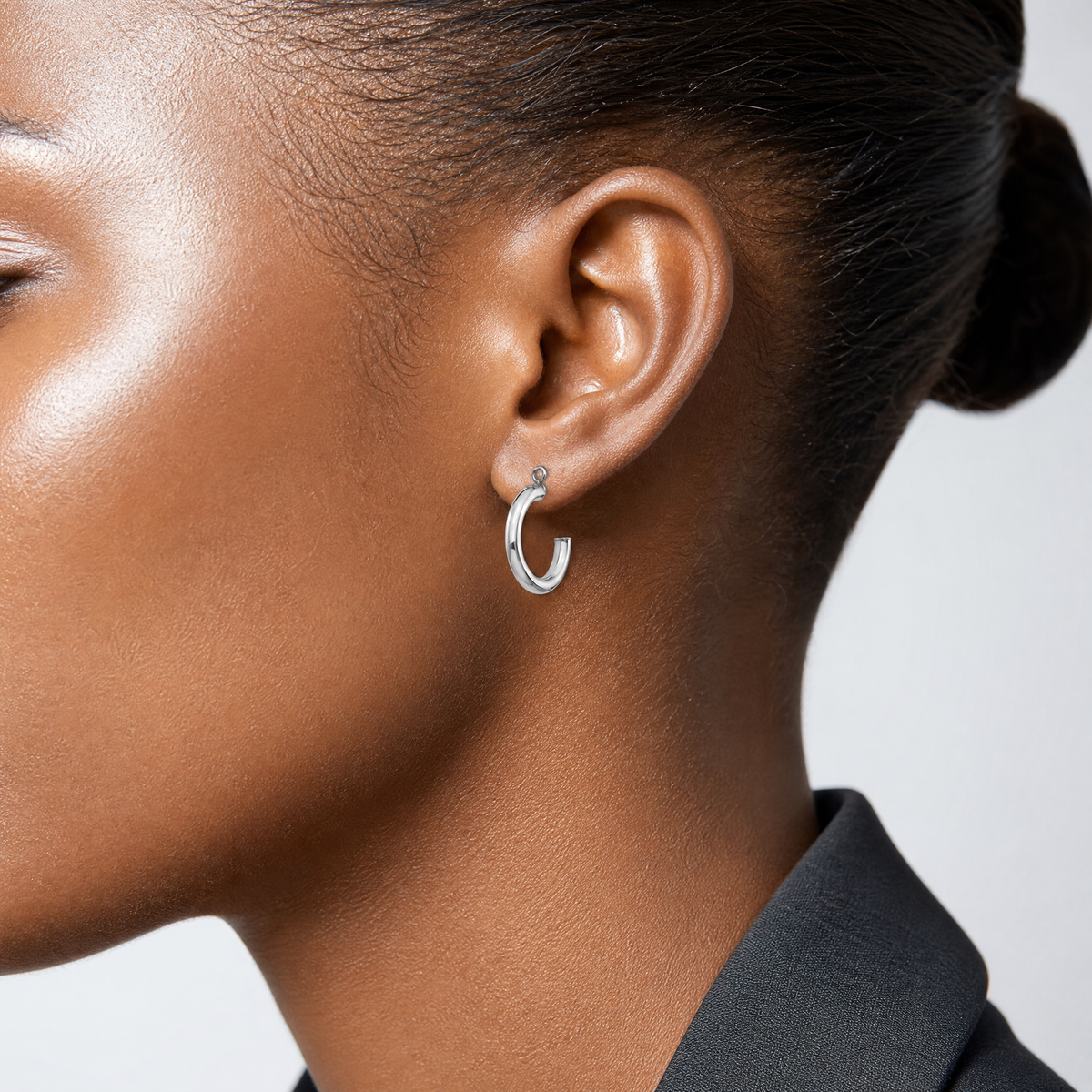 14k White Gold Polished Tube Hoop Earring Jackets - Model Shot