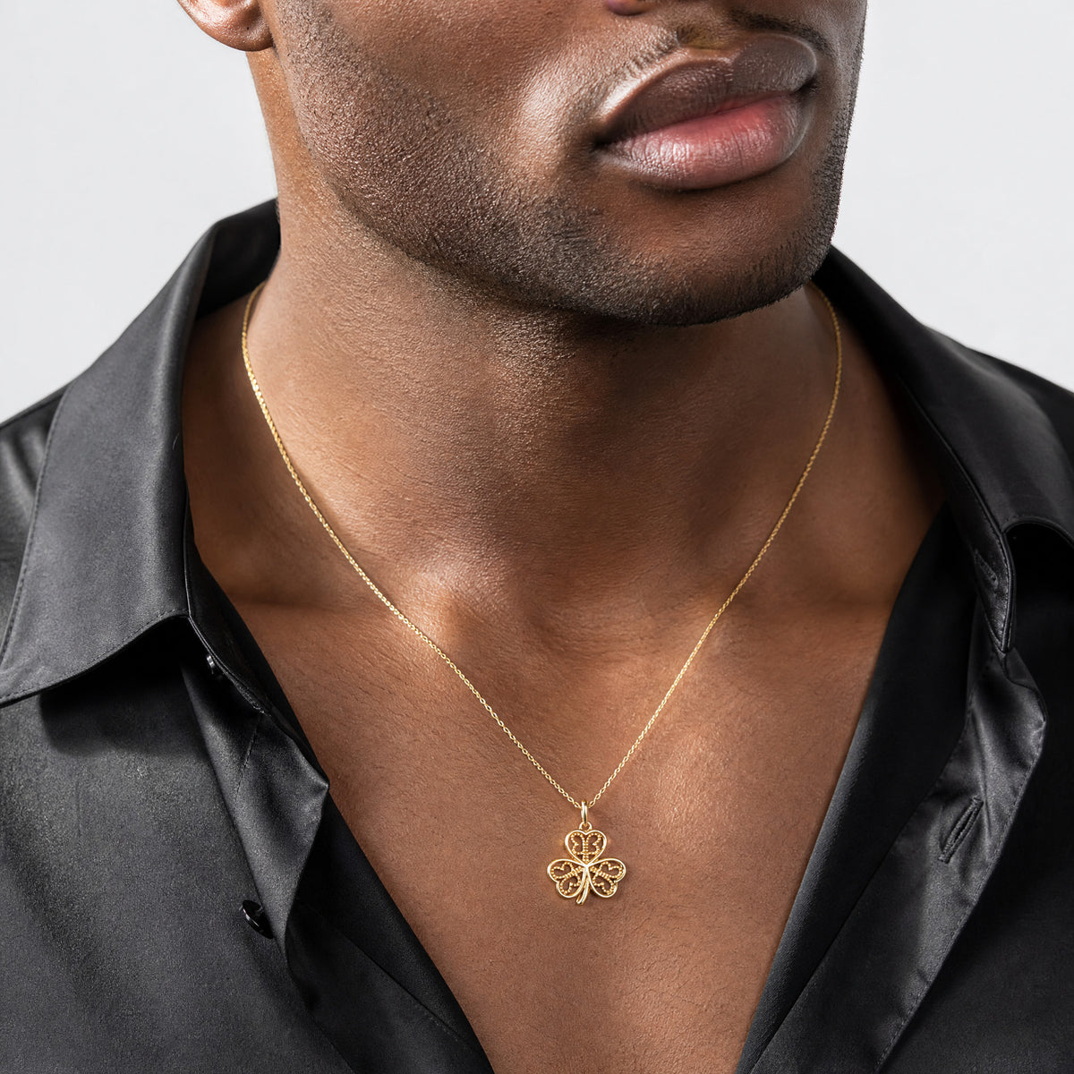 14k Polished Three Leaf Clover Pendant - Model Shot