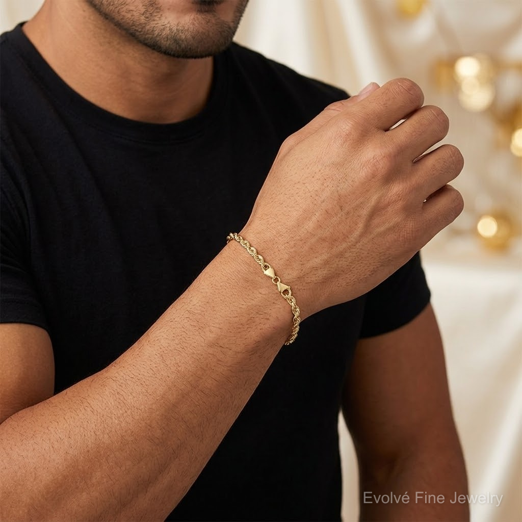 14k 5.5mm D/C Rope with Fancy Lobster Clasp Chain - Model Shot