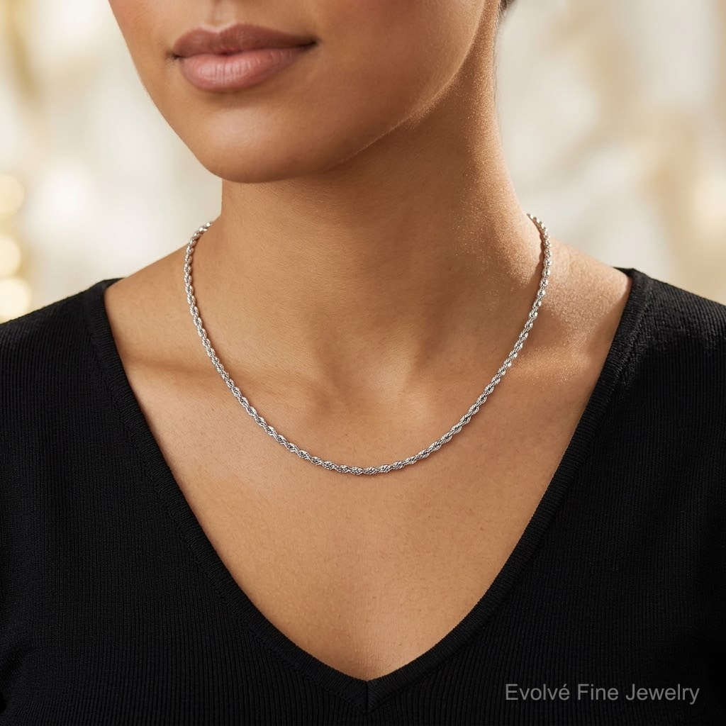 10k White Gold 4mm Diamond-cut Rope Chain - Model Shot