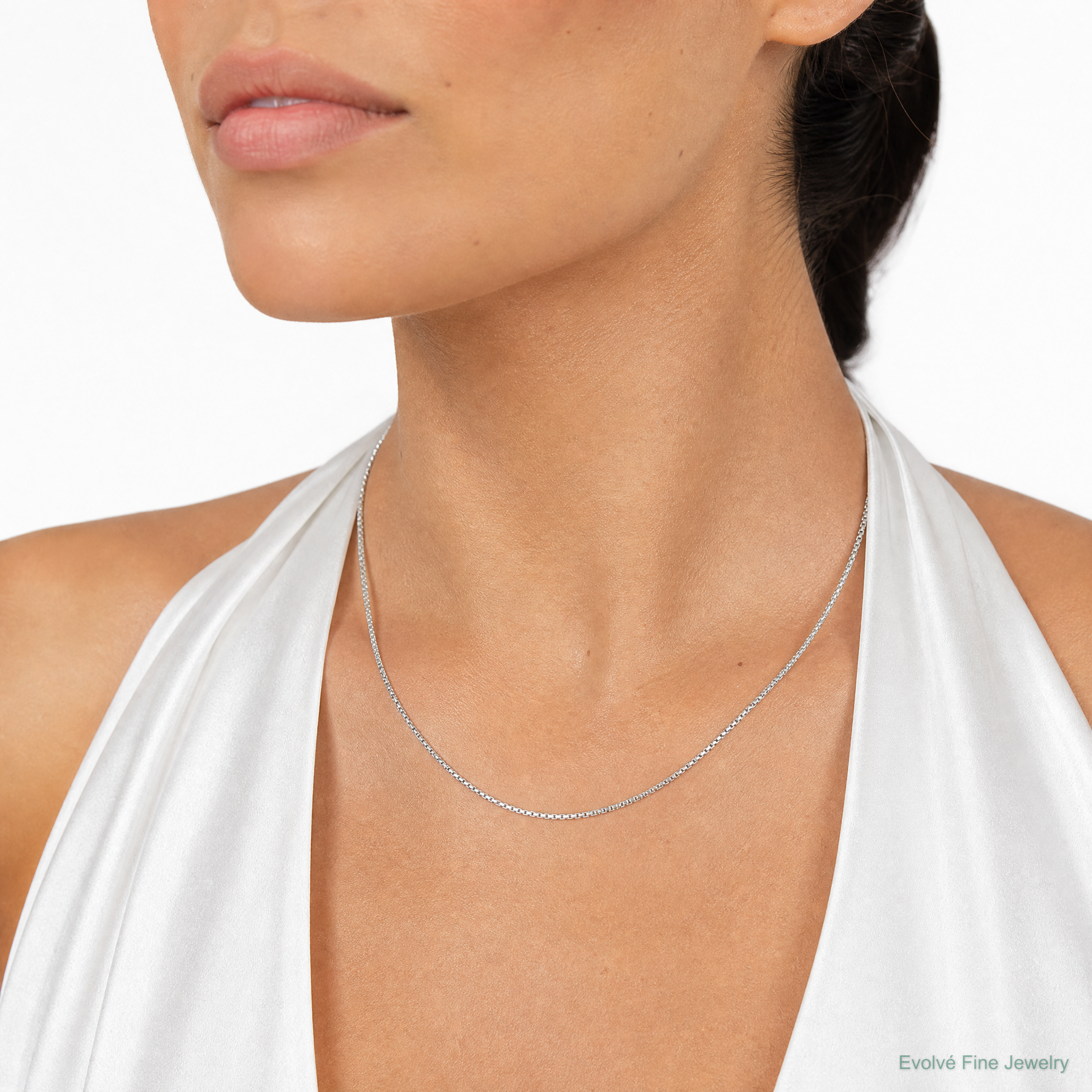 10k White Gold .9mm Box Chain - Model Shot