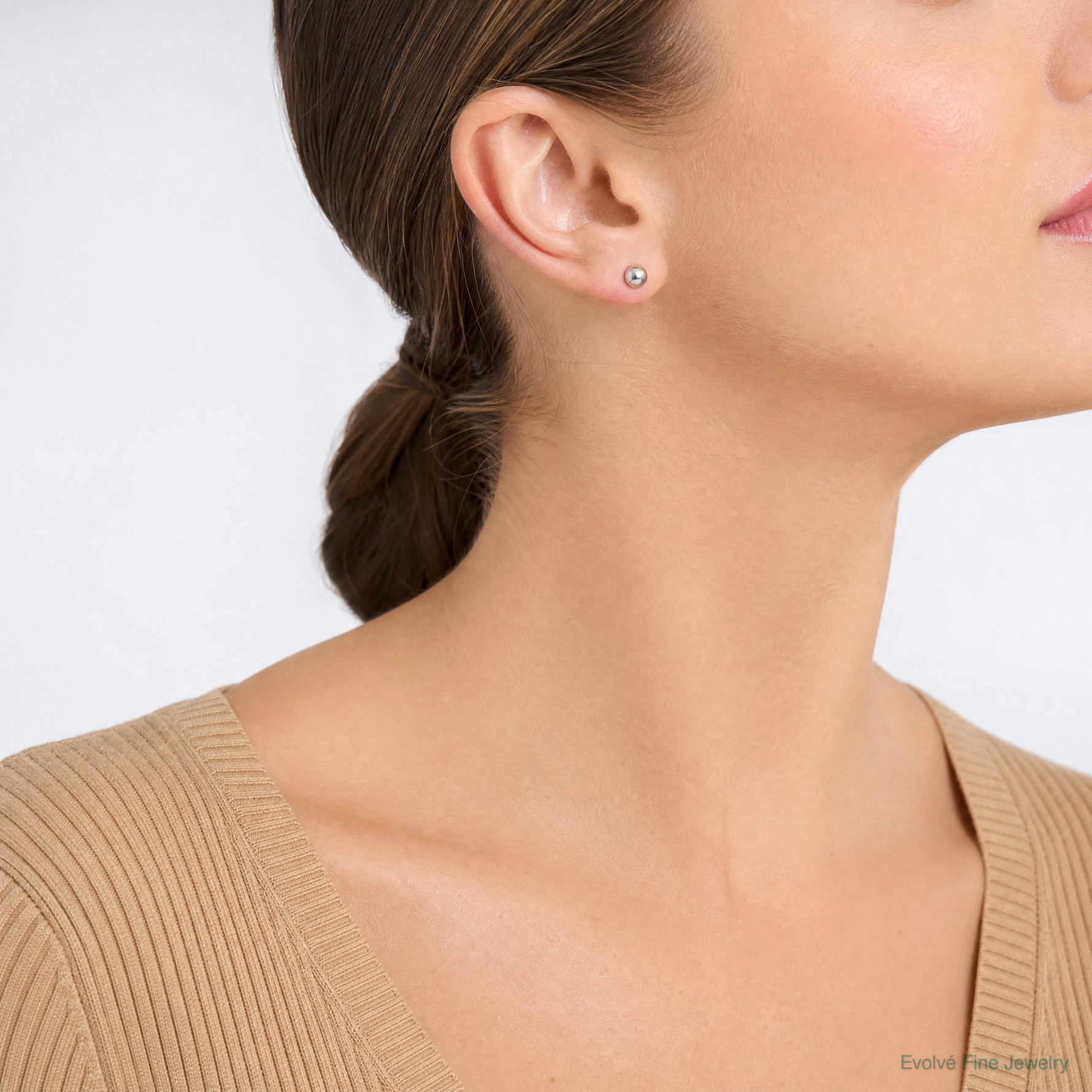 Leslie's 10k White Gold Polished Ball Post Earrings - Model Shot