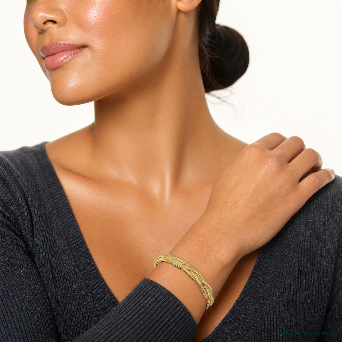 Leslie's 10K Fancy Stretch Bangle Bracelet - Model Shot