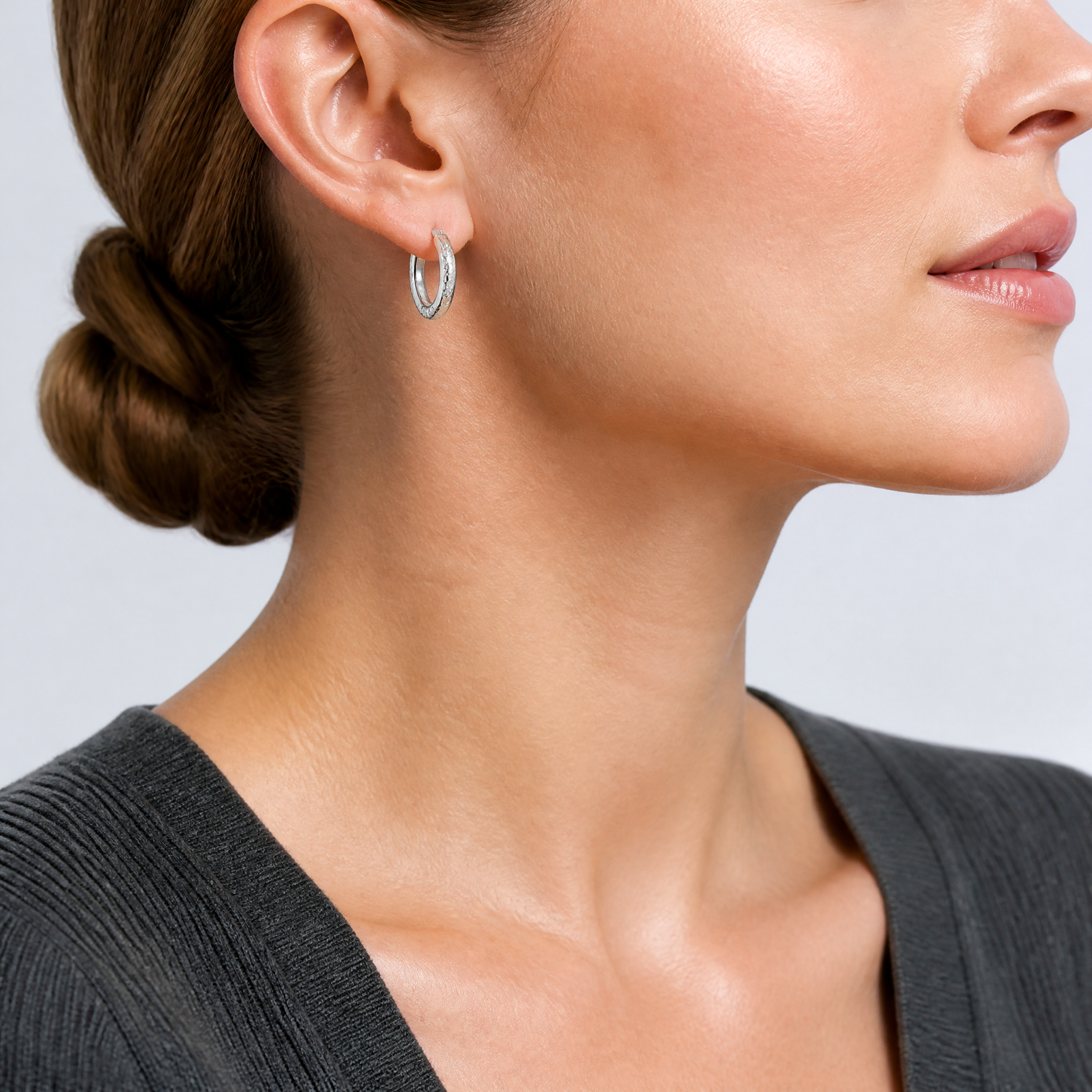 10K White Gold Diamond Cut 3mm Hoop Earrings - Model Shot