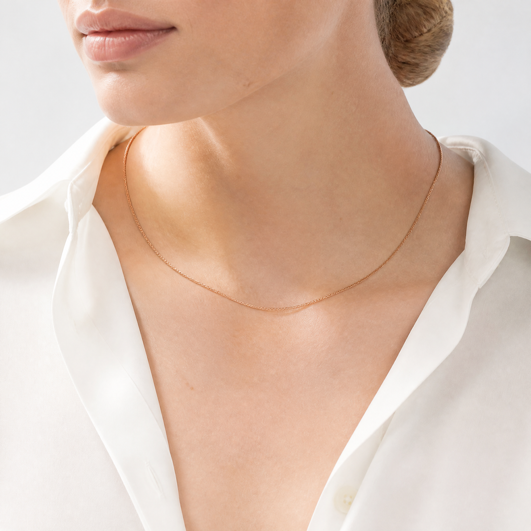 Leslie's 14k Rose Gold .85mm Spiga Chain - Model Shot
